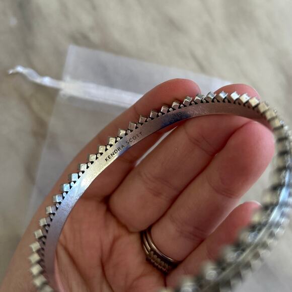 Kendra Scott Mary Caroline Silver Rhodium Crown Mosaic Bangle Bracelet - Picture 4 of 4